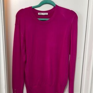 Zara Women's Fuchsia Sweater